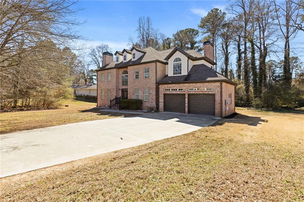 5737 Williamsburg Drive