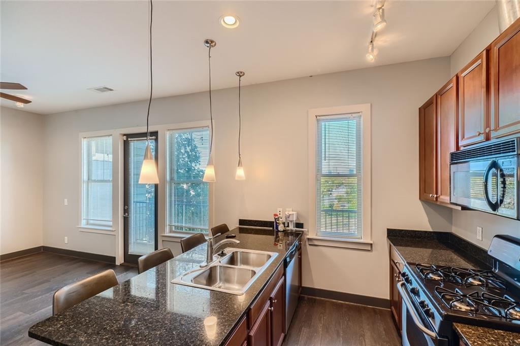 Hill Street Lofts - Residential Lease