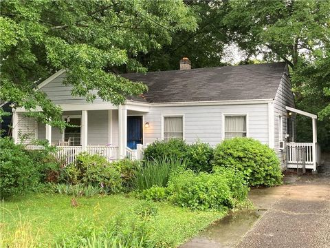 Homes For Sale - 1130 Portland Avenue<br/> Atlanta, GA 30316