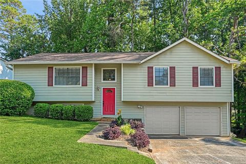 Photo of 4461 Creek Ford Trace, Duluth, GA 30096 (MLS # 7775270)