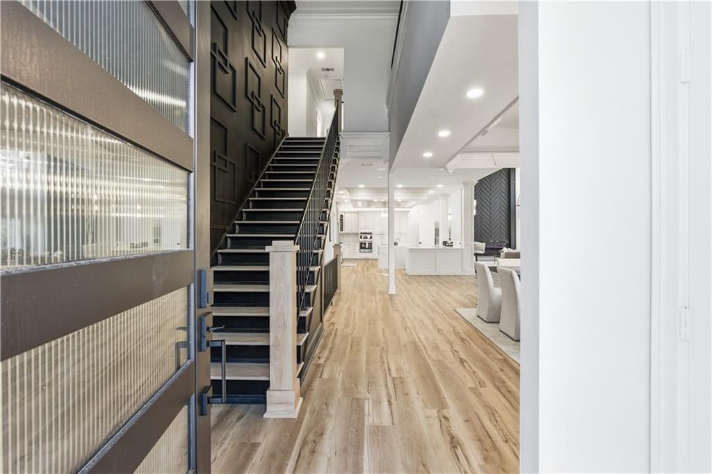 2390 Peachtree Road