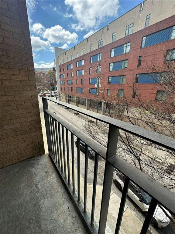 171 Auburn Avenue 329