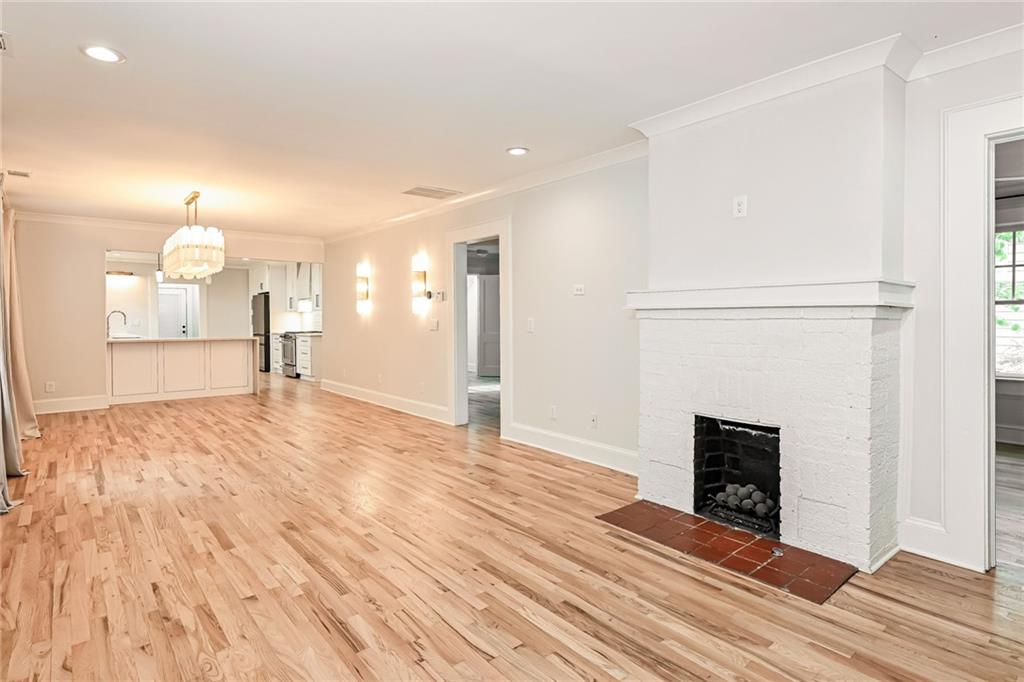 2134 Delano Drive NE