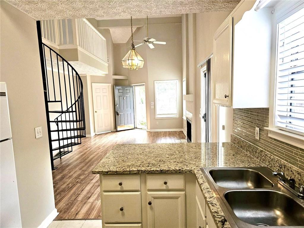 The village at Pine mountain - Residential Lease
