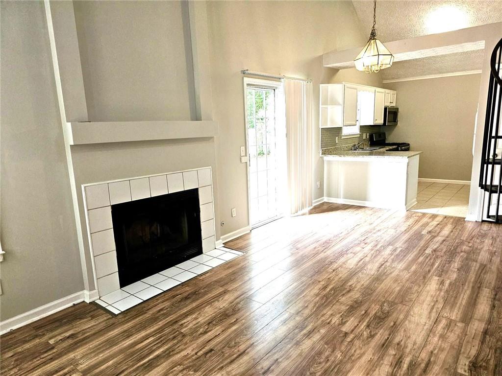 The village at Pine mountain - Residential Lease