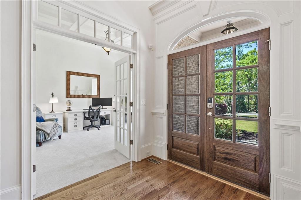 330 Plantation Way, Roswell, Georgia image 8