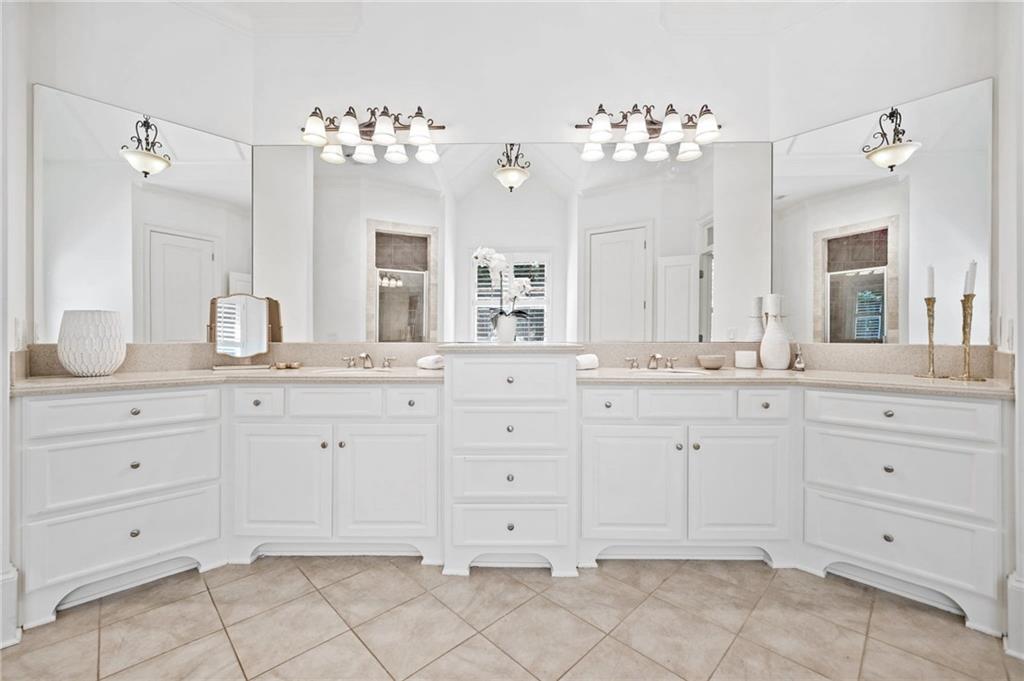 330 Plantation Way, Roswell, Georgia image 32
