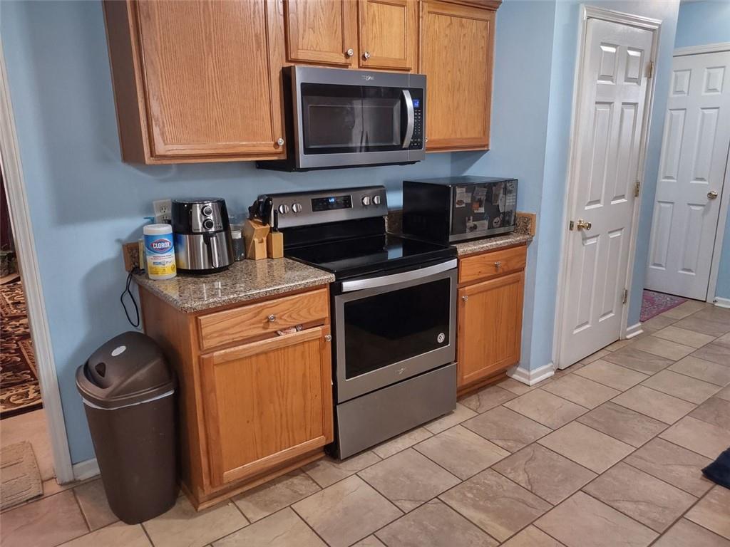 1074 Deshon Trail, Lithonia, Georgia image 15