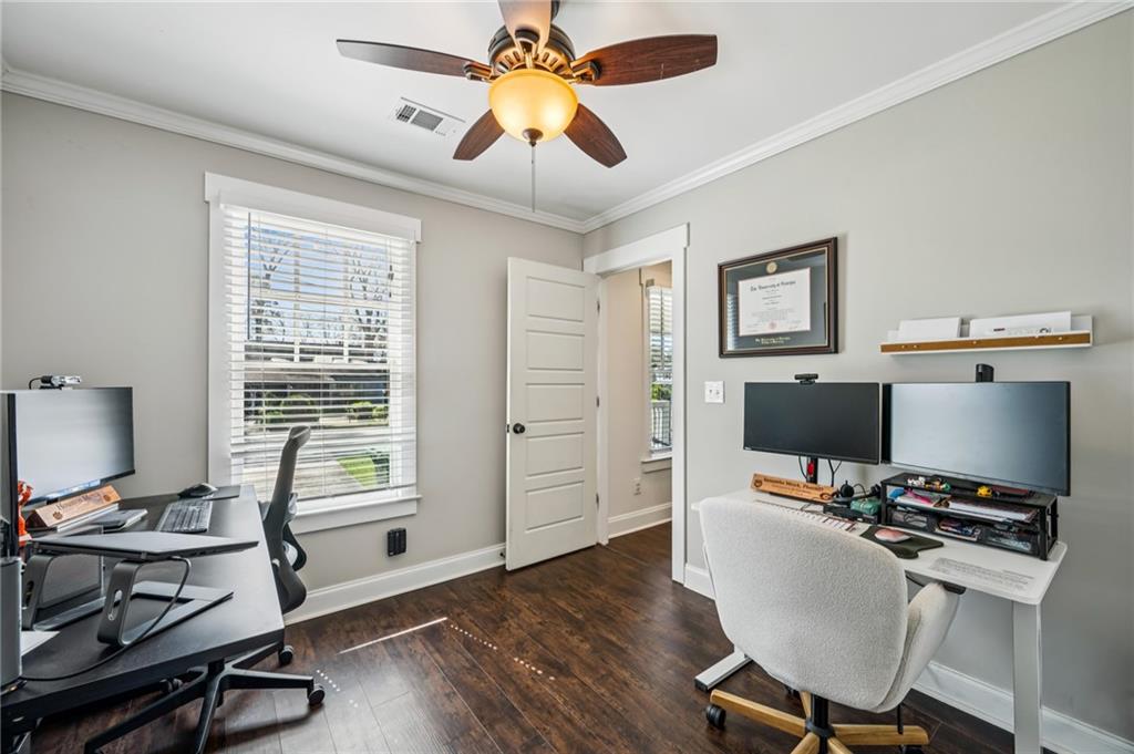 1674 Dixie Street SE