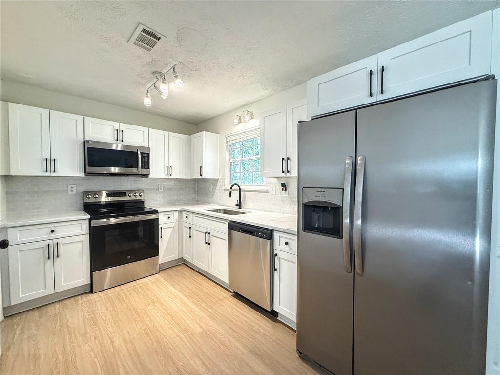 Centerville. North - Residential