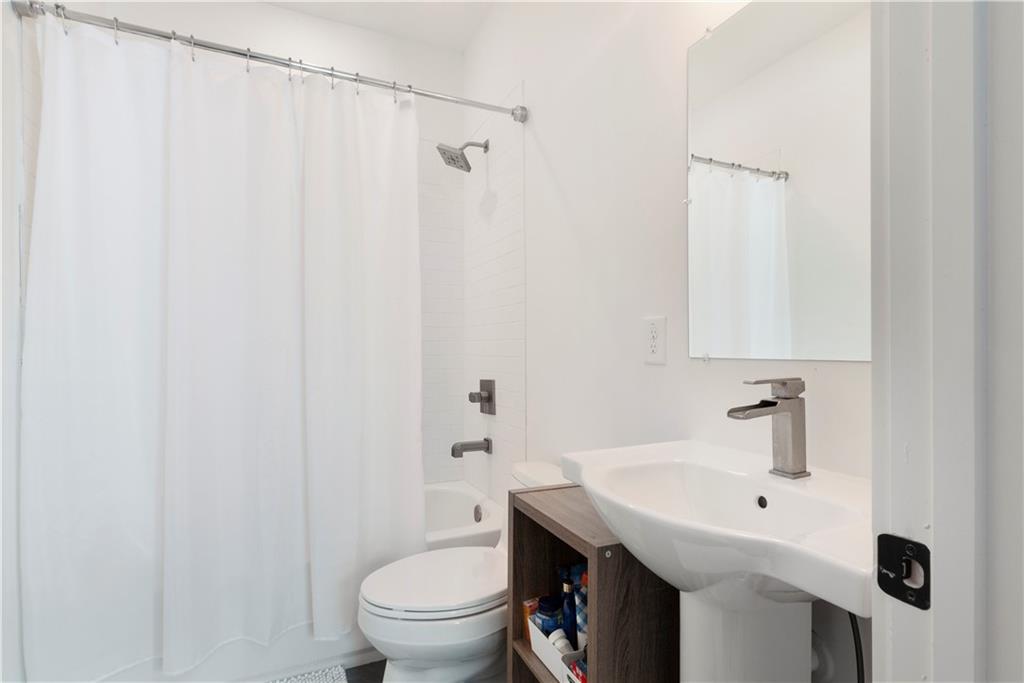 1606 Rock Dam Drive #11, Atlanta, Georgia image 15