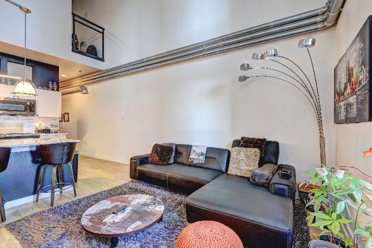 260 18th Street NW 10302