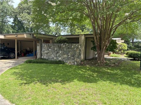 123 Tanglewood Drive Warner Robins GA 31093