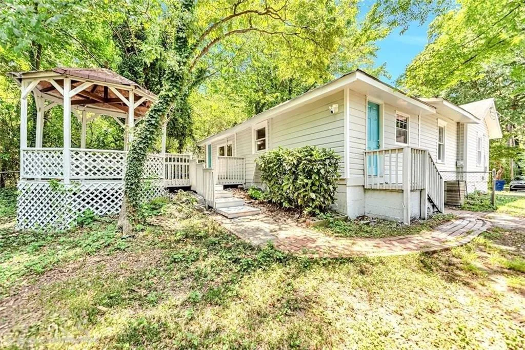 Atlanta, Georgia 30315, United States, 3 Bedrooms Bedrooms, ,2 BathroomsBathrooms,Residential,Coming Soon,228400