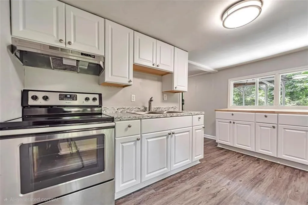 Atlanta, Georgia 30315, United States, 3 Bedrooms Bedrooms, ,2 BathroomsBathrooms,Residential,Coming Soon,228400