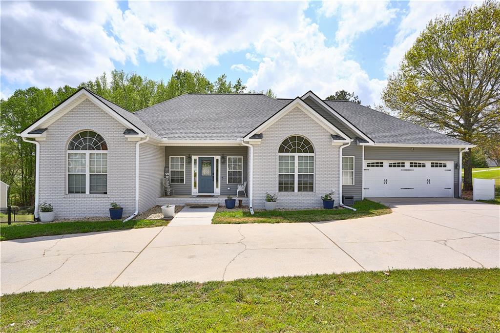 100 E Castle View Drive, Braselton, Georgia image 2