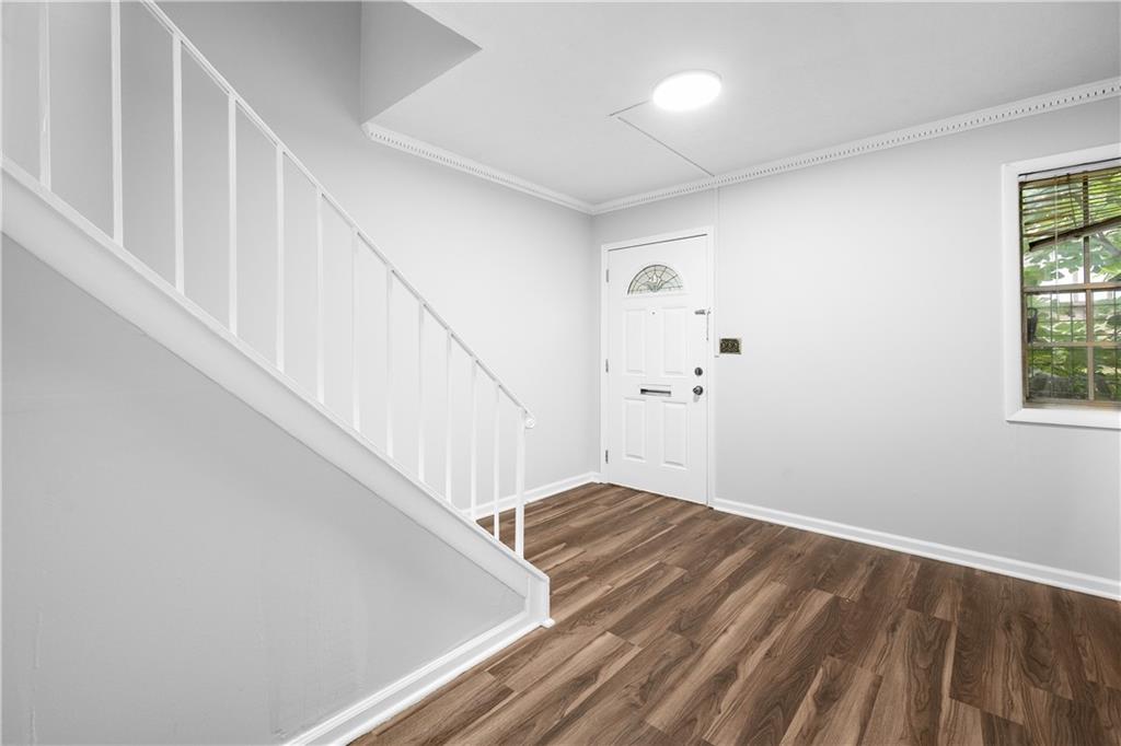 2956 N Dekalb Drive C