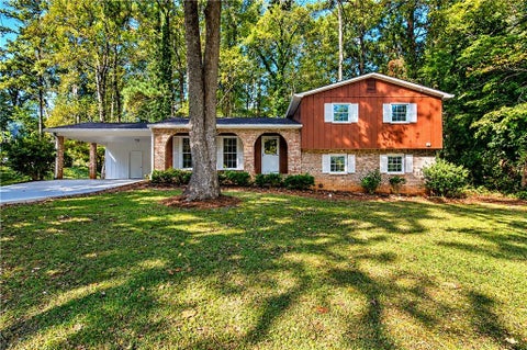 Homes For Sale - 2965 Brookridge Court<br/> Marietta, GA 30066