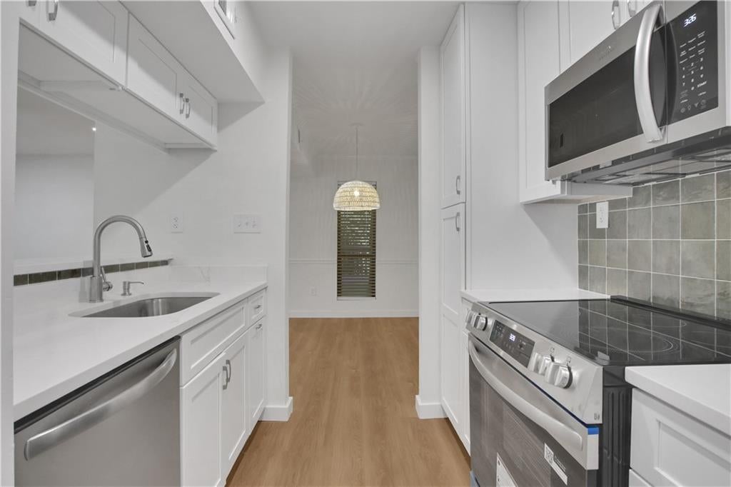 122 Tuxworth Circle