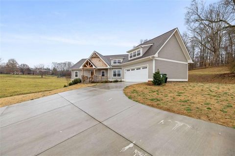 A home in Clarkesville