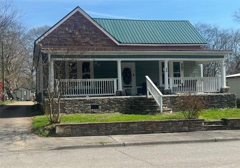 Homes For Sale - 36 Shaw Street<br/> Kingston, GA 30145