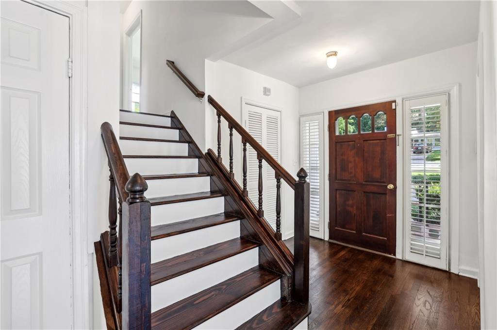 88 Karland Drive NW
