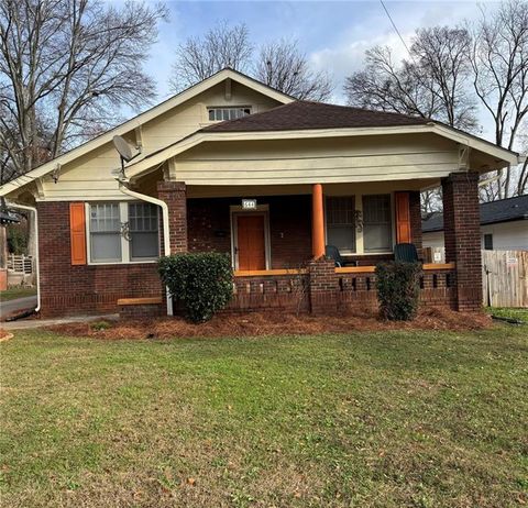 644 SW Holderness Street SW Atlanta GA 30310