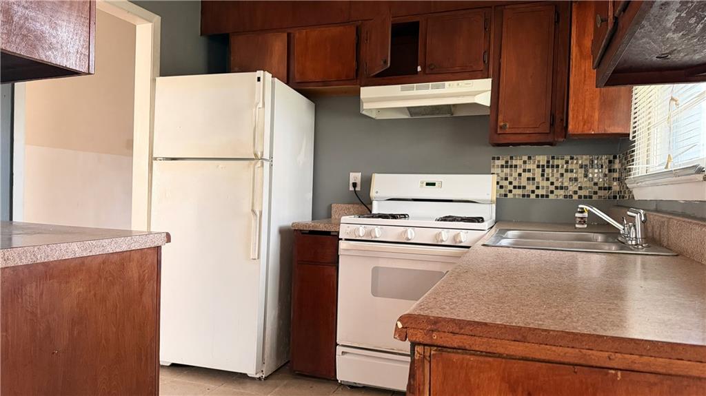 3533 Garfield Way SE