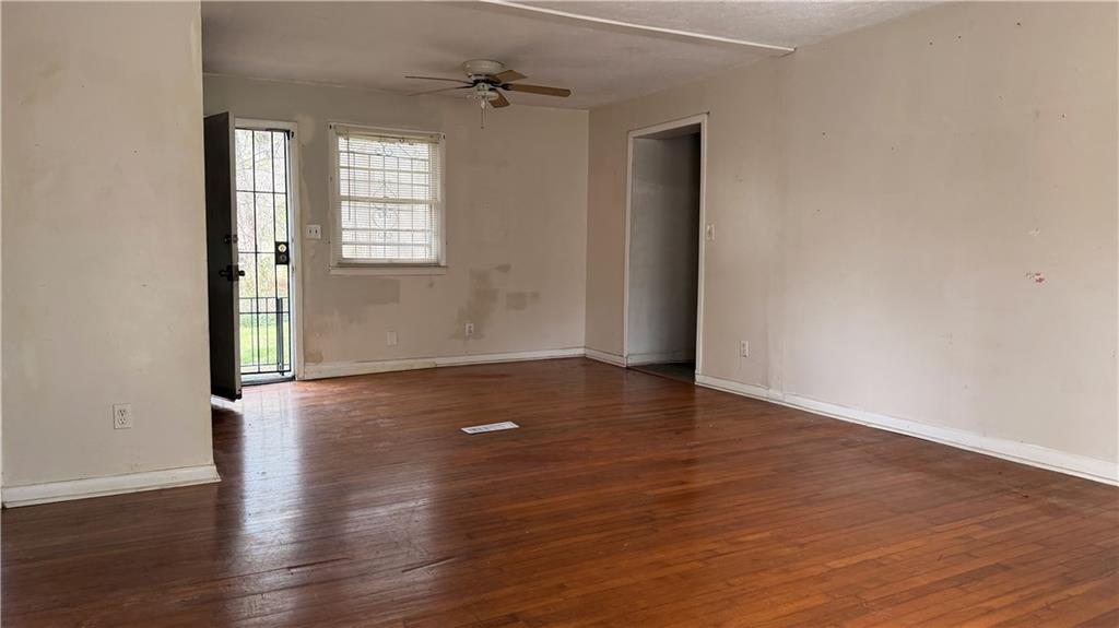 3533 Garfield Way SE