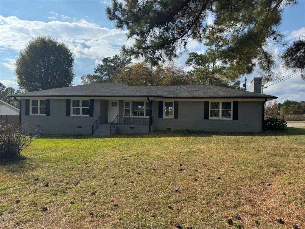 621 N College Drive N