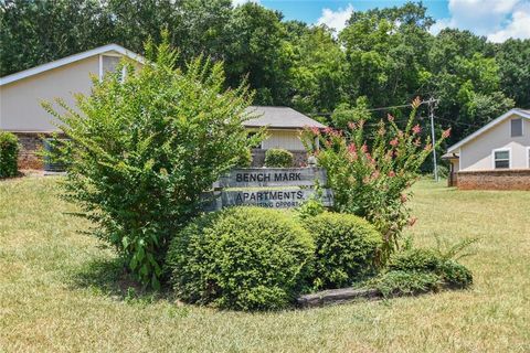 1482 Waverly Way Monroe GA 30656