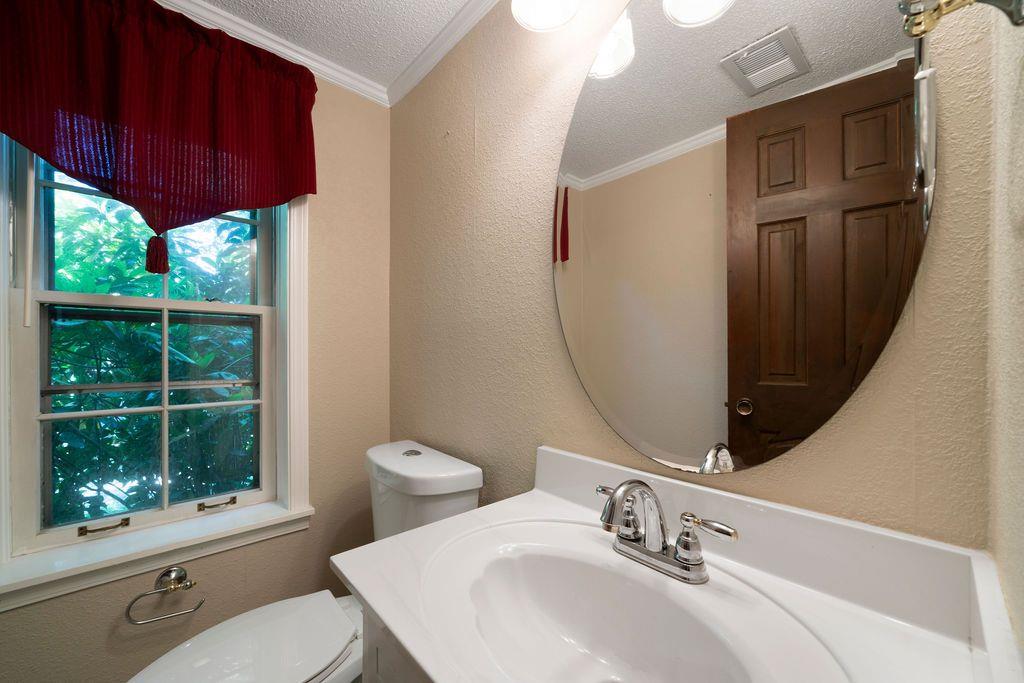2921 Huntcliff Drive, Marietta, Georgia image 21