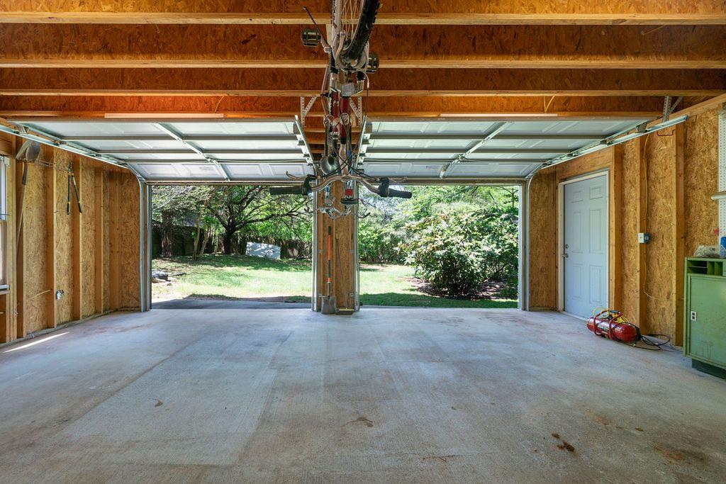 2921 Huntcliff Drive, Marietta, Georgia image 38