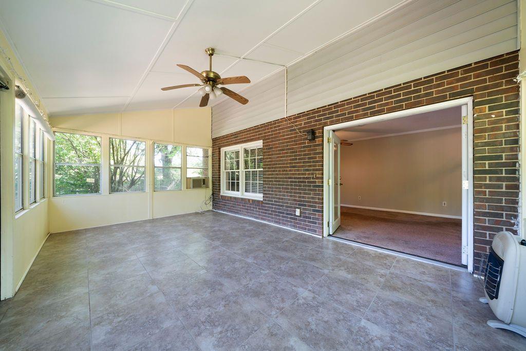 2921 Huntcliff Drive, Marietta, Georgia image 22