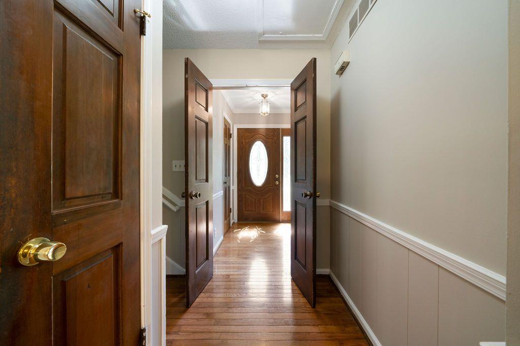 2921 Huntcliff Drive, Marietta, Georgia image 8
