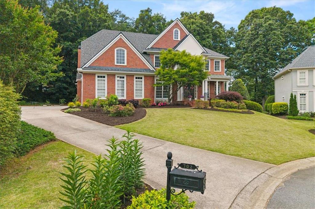 702 Cheswich Overlook SE