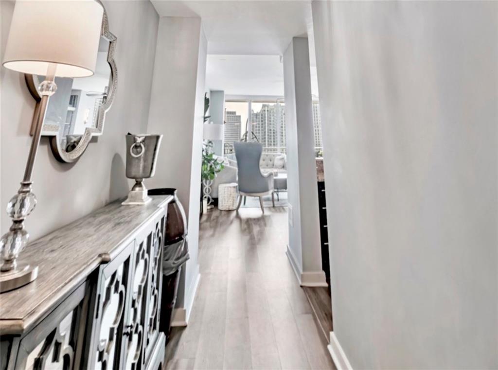 3338 Peachtree Road NE 1507