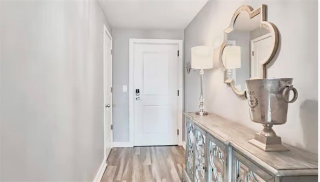 3338 Peachtree Road NE 1507