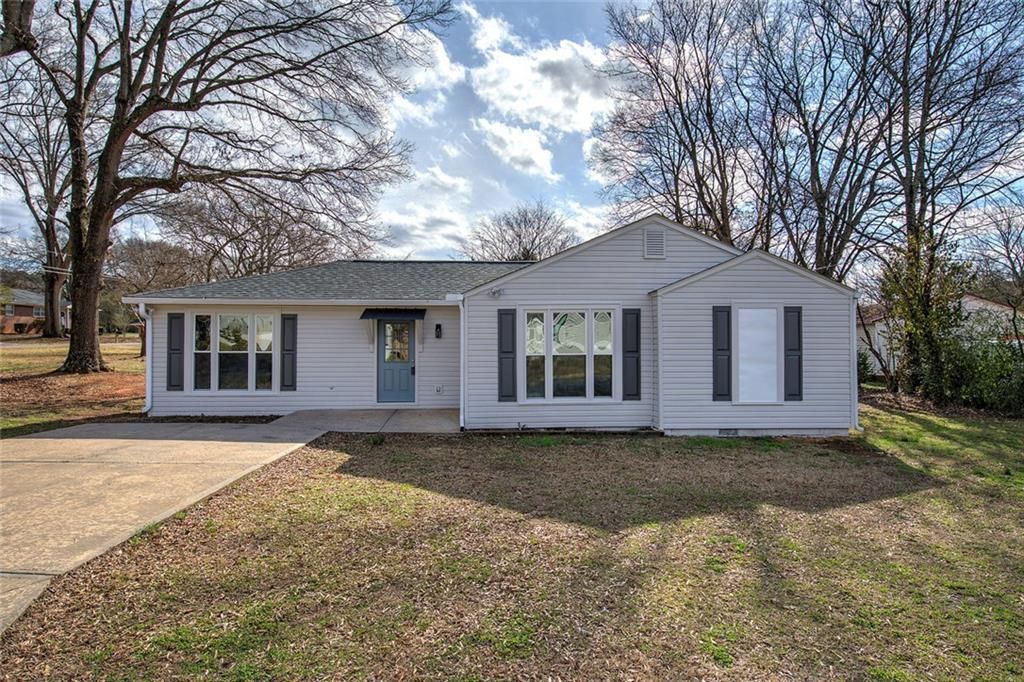 Photo of 30 Grove Circle, Cartersville, GA 30120 (MLS # 7704690)