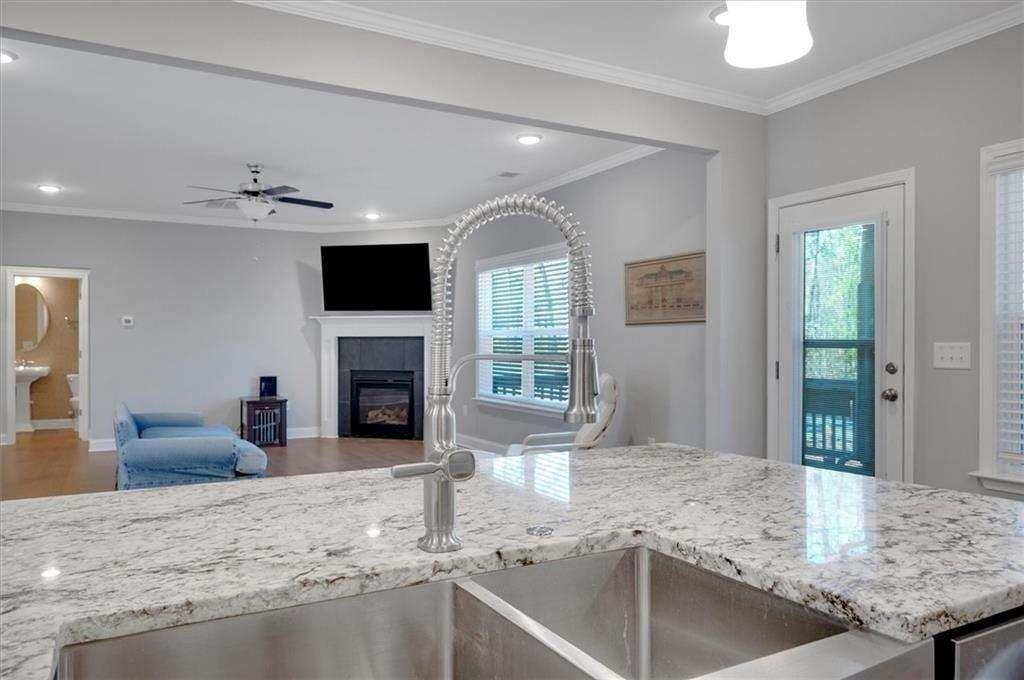 541 Glen Abbey Circle