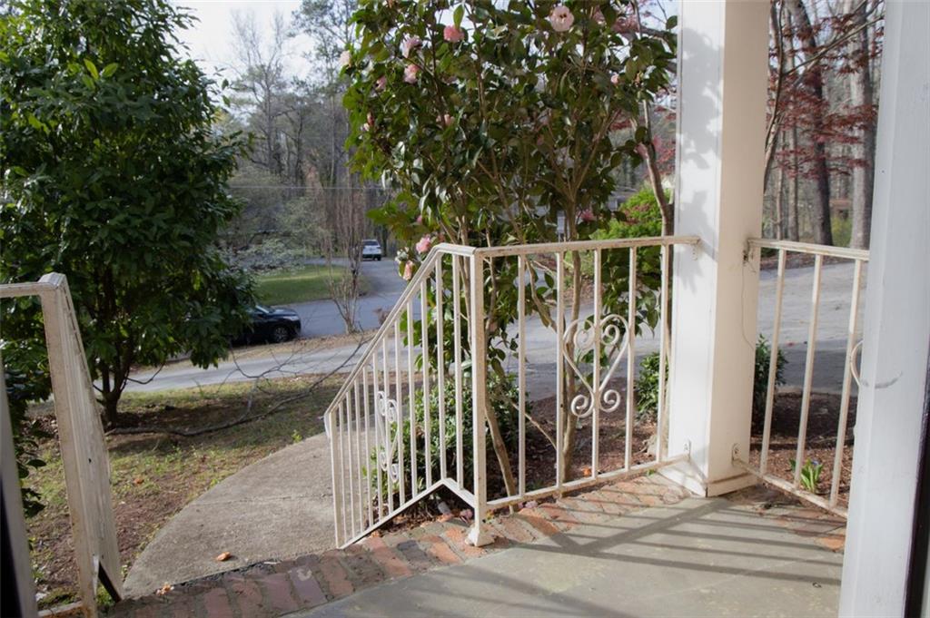 1709 Oak Ridge Circle, Stone Mountain, Georgia image 17