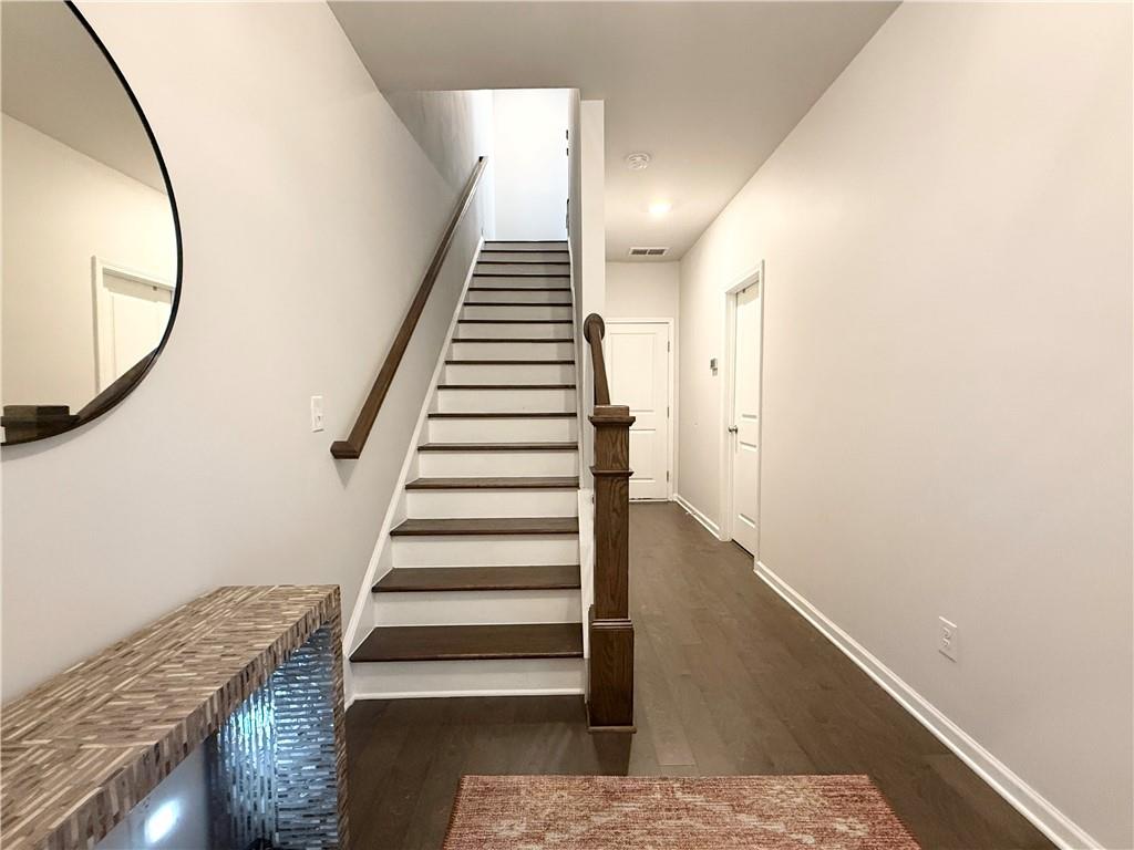 2520 Great Silver Fir Alley