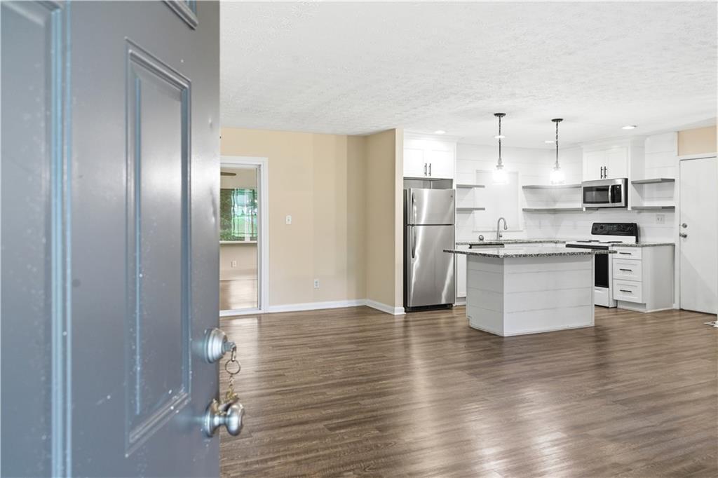 3064 Fern Valley Drive SW