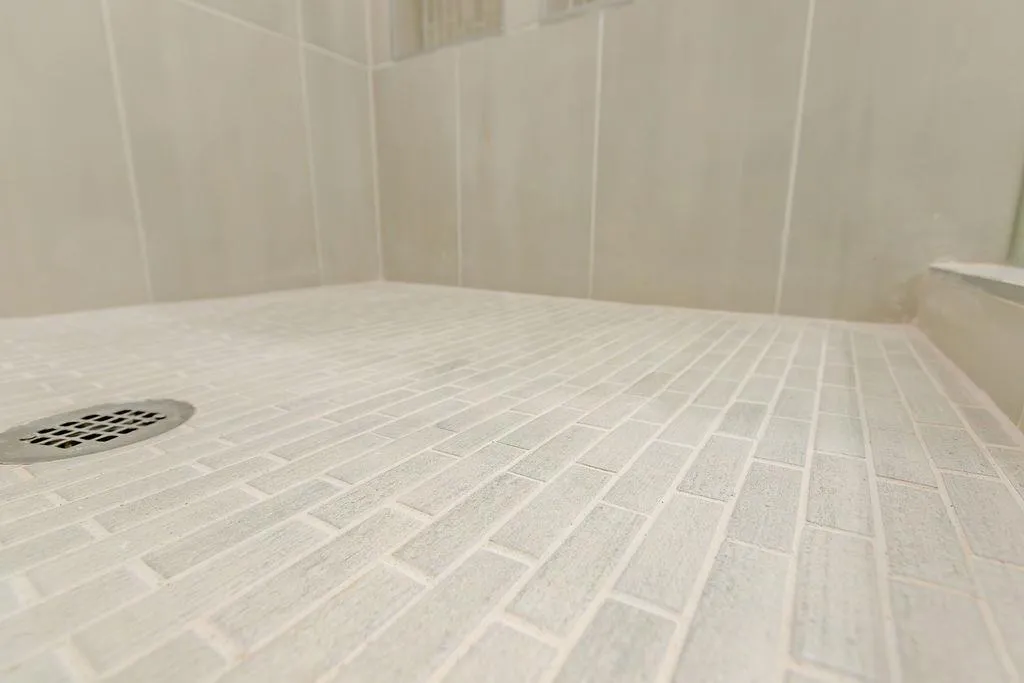 Gainesville, Georgia 30506, United States, 4 Bedrooms Bedrooms, ,4 BathroomsBathrooms,Residential,Active,184162