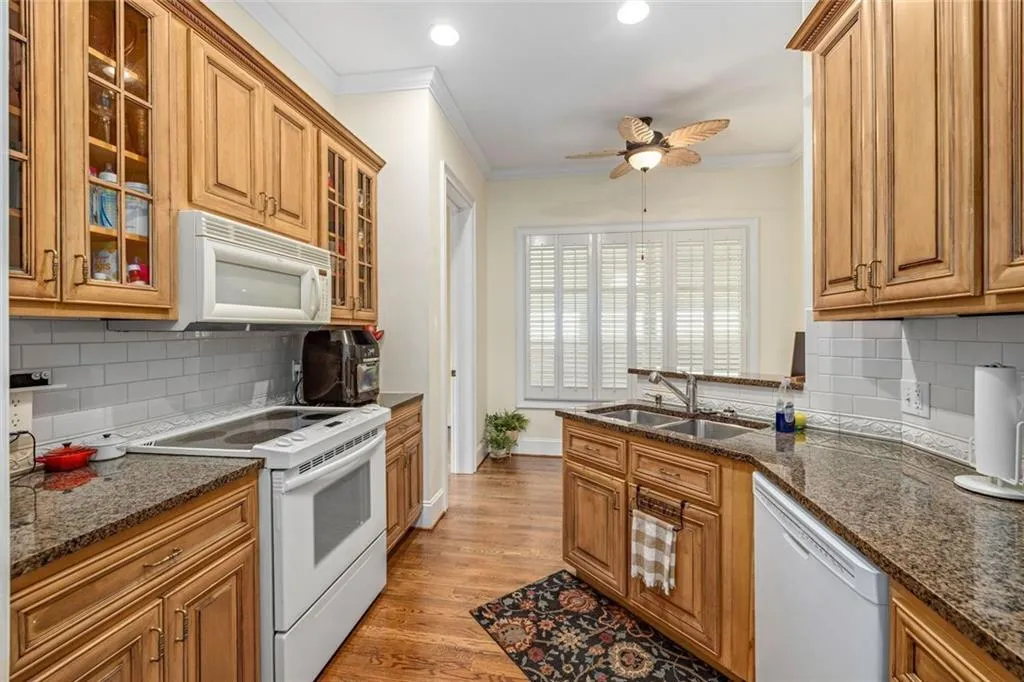 Gainesville, Georgia 30501, United States, 3 Bedrooms Bedrooms, ,2 BathroomsBathrooms,Residential,Coming Soon,146497