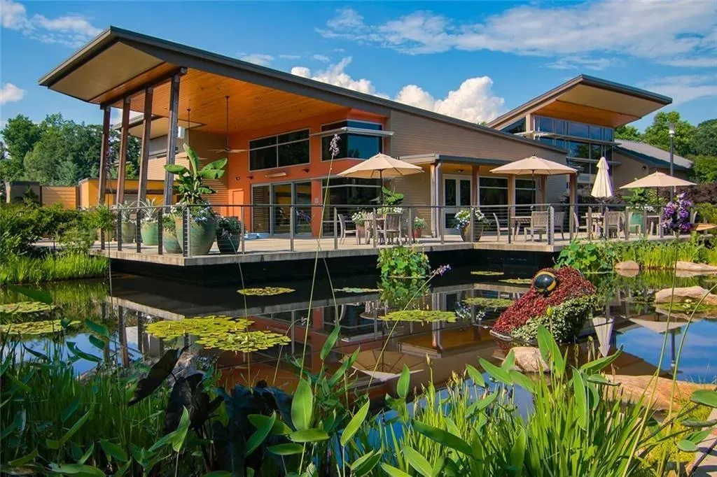 Gainesville, Georgia 30501, United States, 3 Bedrooms Bedrooms, ,2 BathroomsBathrooms,Residential,Coming Soon,146497