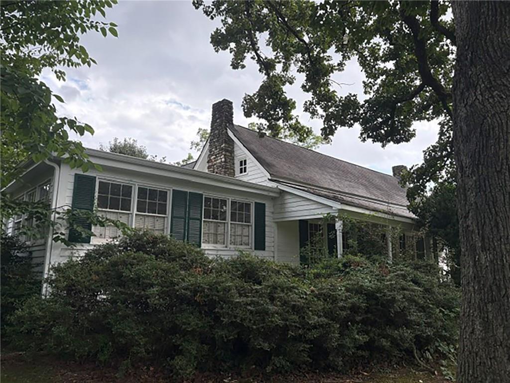 3290 Lower Roswell Road