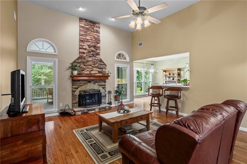 203 Glenhaven Way