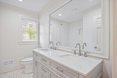 A home in Dunwoody