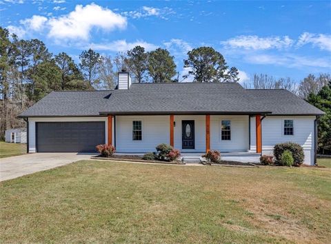 Homes For Sale - 110 Pye Court<br/> Fayetteville, GA 30214